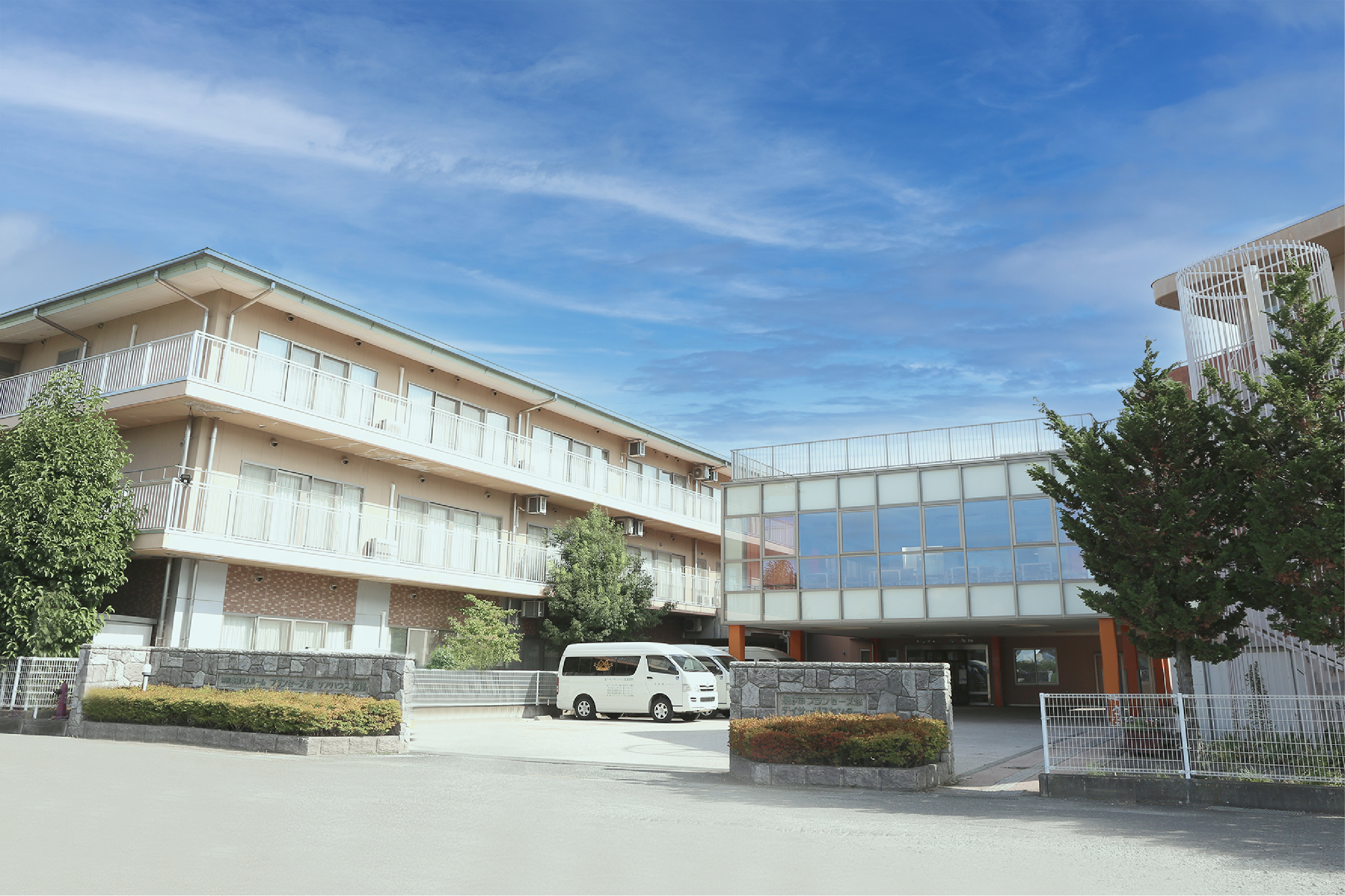 フランセーズ悠の外観写真